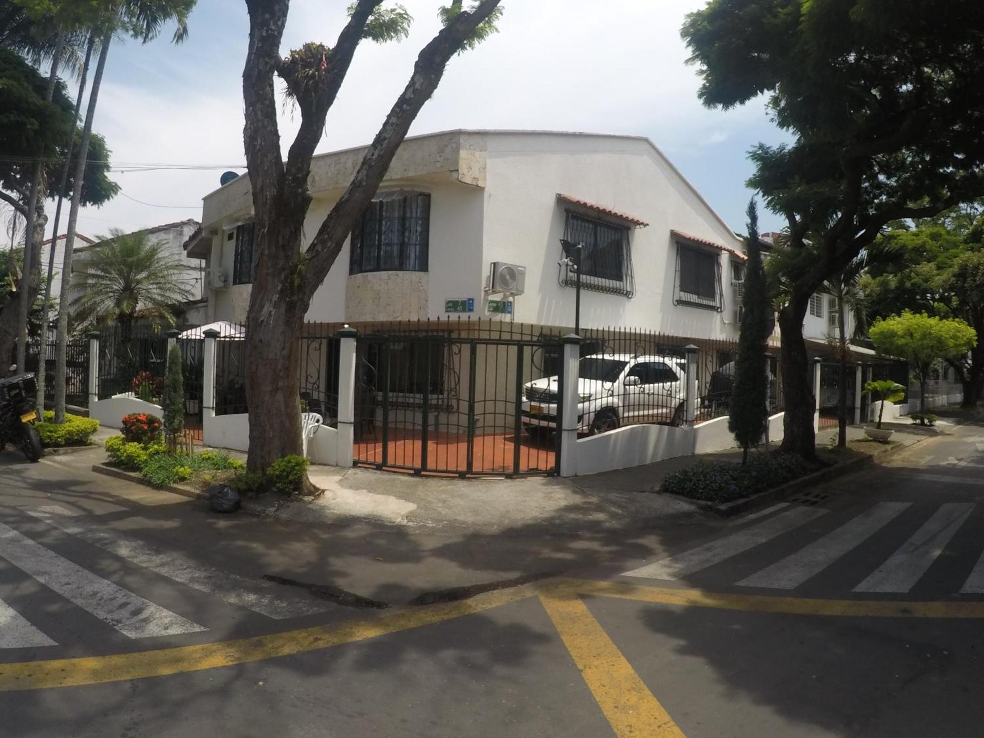 Casa Hotel Flor Del Valle Cali Luaran gambar
